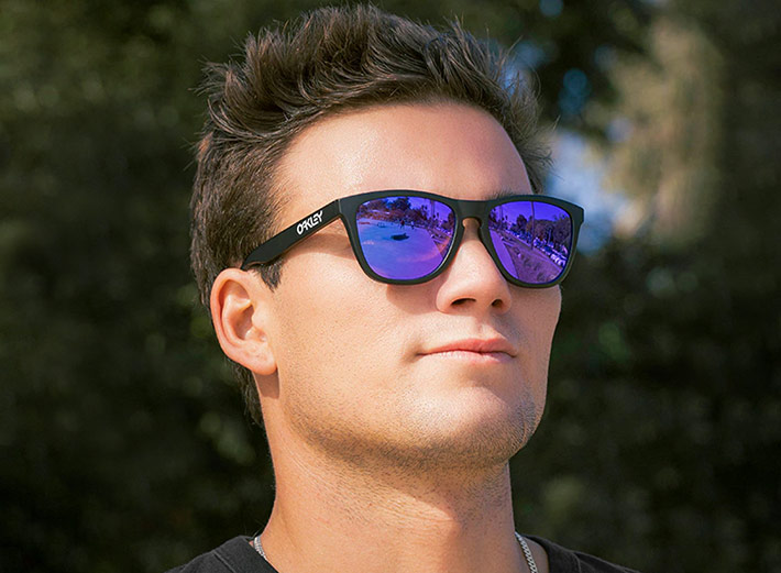 Why Oakley Sutro Sunglasses Are a Game-Changer for Outdoor Enthusiasts –  LookerOnline